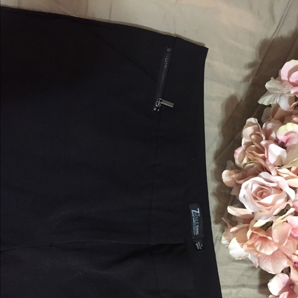 Black New York and Company flared dress pants
